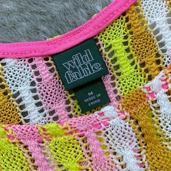 Crochet Knit Crop Tank Top - Picture 4 of 11